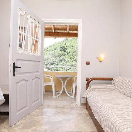 Marina Apartments, Agios Gordios Corfu アギオス・ゴルディオス