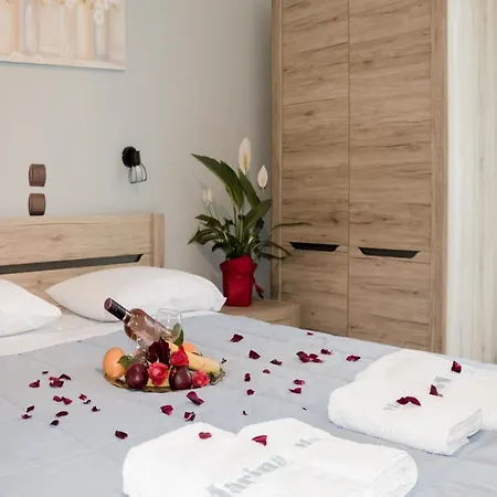 Marina Apartments, Agios Gordios Corfu アギオス・ゴルディオス