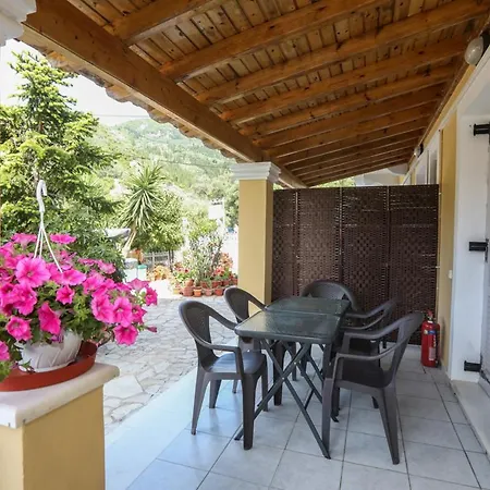 アパートホテル Marina Apartments, Agios Gordios Corfu
