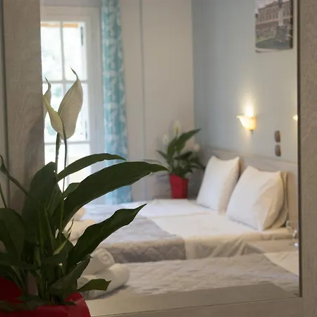 Marina Apartments, Agios Gordios Corfu 2* アギオス・ゴルディオス