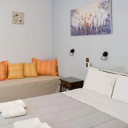 Marina Apartments, Agios Gordios Corfu アパートホテル アギオス・ゴルディオス